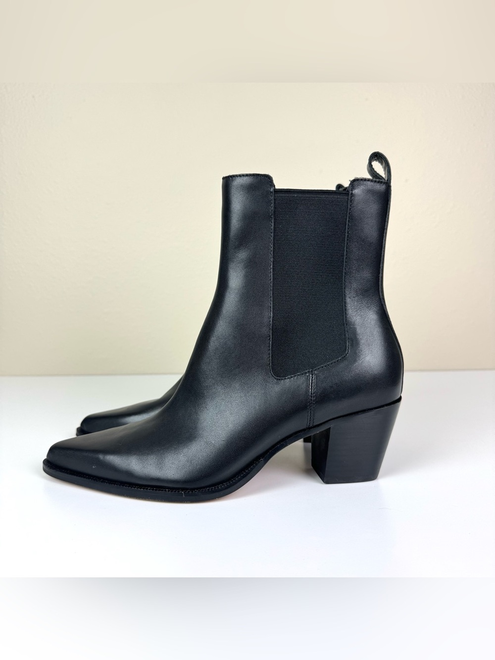 Dolce Vita Shadie H2O Black Leather Ankle Boots Western Sleek Minimalist Size 8 - Picture 4 of 11